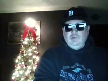 Holden_Minutz Chaturbate stream image from December 24, 2025
