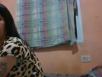 Parejahot297111 Chaturbate stream image from December 24, 2025