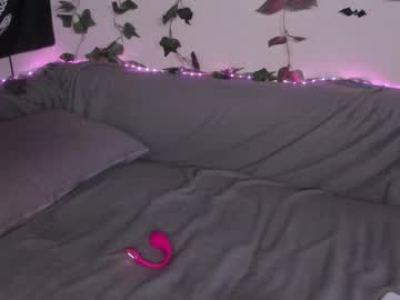 Kawai_Kittypussy Chaturbate stream image from December 24, 2025