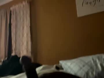 Moneyoverhoes3 Chaturbate stream image from December 24, 2025