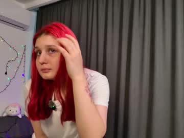 Shewasred Chaturbate stream image from December 24, 2025