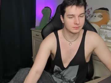 Vincent__Strong Chaturbate stream image from December 24, 2025