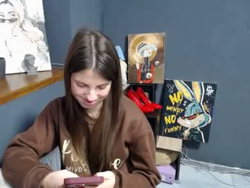 Tiny_Felicity Chaturbate stream image from December 24, 2025