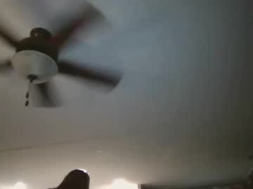 Opiaundescent Chaturbate stream image from December 24, 2025
