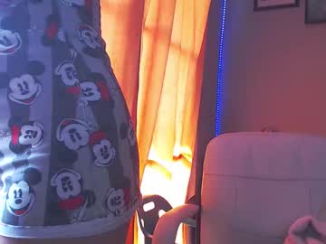 Doll_And_Thebrown Chaturbate stream image from December 24, 2025