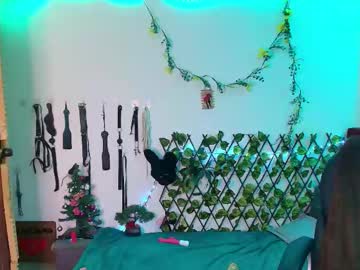 Elektra_32 Chaturbate stream image from December 24, 2025
