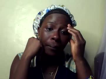 Hazel_Tess Chaturbate stream image from December 24, 2025