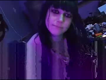 Playwithstrayy Chaturbate stream image from December 24, 2025