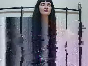 Starrybelle Chaturbate stream image from December 24, 2025