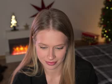 Ella_Twinkle Chaturbate stream image from December 24, 2025