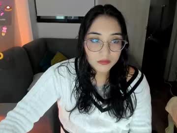 Hottbee1 Chaturbate stream image from December 24, 2025