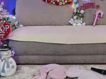 Alessiadebbie Chaturbate stream image from December 24, 2025