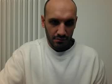 Extr0 Chaturbate stream image from December 24, 2025