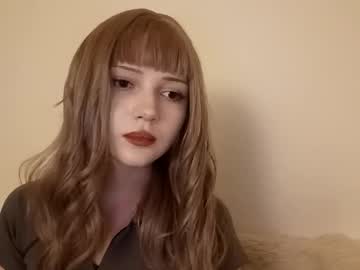 Mira_Doll Chaturbate stream image from December 24, 2025