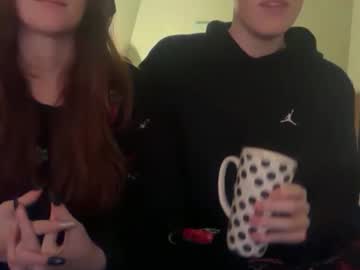 Redheadandbigpeenar Chaturbate stream image from December 24, 2025