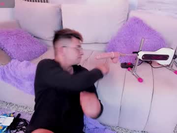 Zythor_ Chaturbate stream image from December 24, 2025