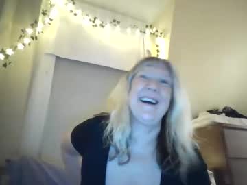 Aussietreasure Chaturbate stream image from December 25, 2025
