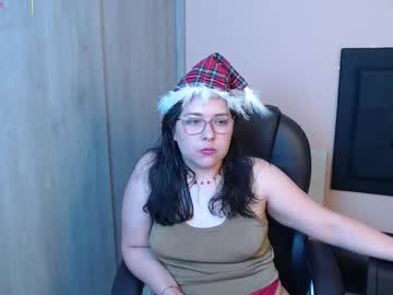 May_Bloom Chaturbate stream image from December 25, 2025