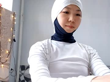 Kareenrinkenberger Chaturbate stream image from December 25, 2025