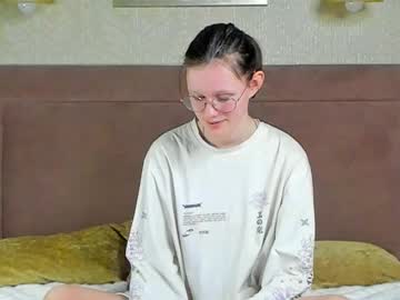 Latoriacosner Chaturbate stream image from December 25, 2025