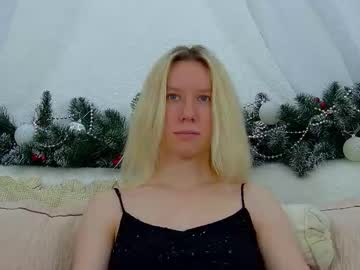 Annamaisie Chaturbate stream image from December 25, 2025