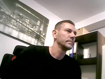Onlyprivate_M35 Chaturbate stream image from December 25, 2025
