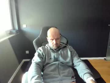 Uncle_Bear Chaturbate stream image from December 25, 2025