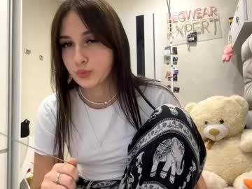 Casandravancura Chaturbate stream image from December 25, 2025