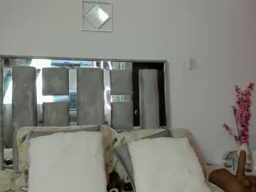 Emilly_Roaa Chaturbate stream image from December 25, 2025