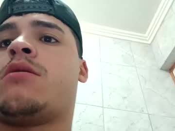 Jota213121 Chaturbate stream image from December 25, 2025