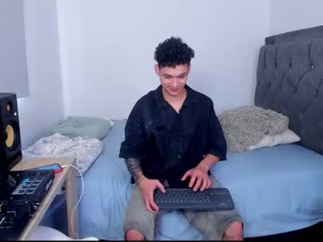 Morthy_Downey Chaturbate stream image from December 25, 2025