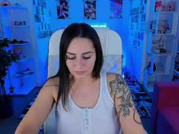 Valeriiemills Chaturbate stream image from December 25, 2025