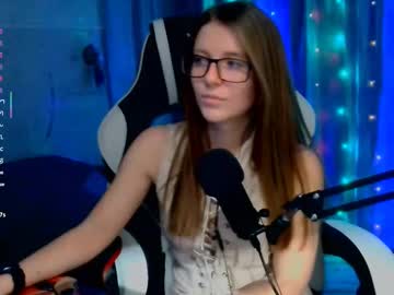 Zelmacurington Chaturbate stream image from December 25, 2025