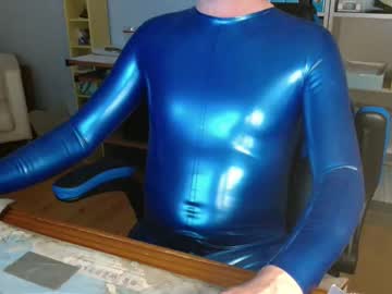 Latex_Doll_Iris Chaturbate stream image from December 25, 2025