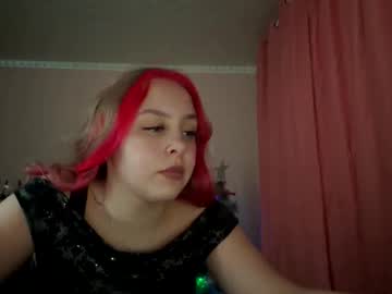 Echolazarski Chaturbate stream image from December 25, 2025