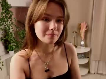 Luellatrinca Chaturbate stream image from December 25, 2025