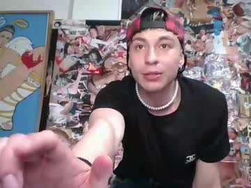 Fuckablecharlie Chaturbate stream image from December 25, 2025