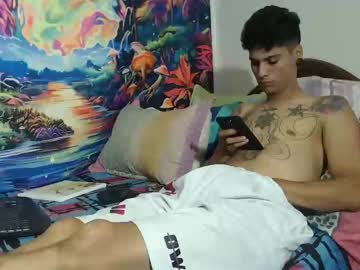 Sexydarkhunter2 Chaturbate stream image from December 25, 2025