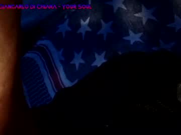 Socaliluv Chaturbate stream image from December 26, 2025