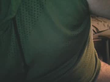 Titansback Chaturbate stream image from December 26, 2025
