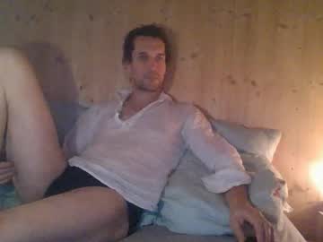 Paueriwan Chaturbate stream image from December 26, 2025