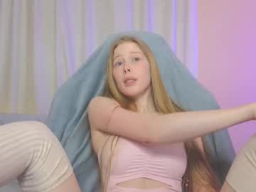 Jenny_Angelok Chaturbate stream image from December 26, 2025