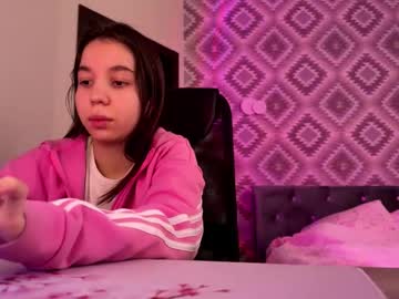 Tiffinyzorko Chaturbate stream image from December 26, 2025