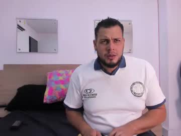 Mikengabys Chaturbate stream image from December 26, 2025