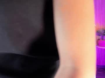 Caitlyncouper Chaturbate stream image from December 26, 2025