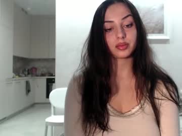 Courtney_Lux Chaturbate stream image from December 26, 2025