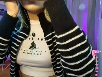 Rousee_V Chaturbate stream image from December 26, 2025