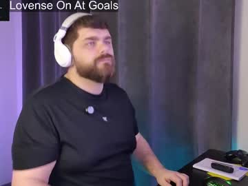 Kingmarti Chaturbate stream image from December 26, 2025