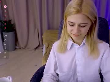 Apheliastar Chaturbate stream image from December 26, 2025