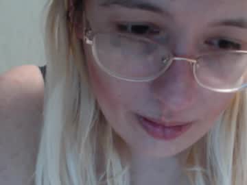 Margo_Shine Chaturbate stream image from December 26, 2025